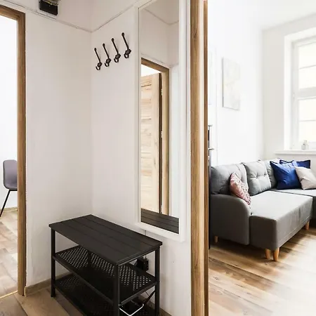 Apartment Old Town Slusarska